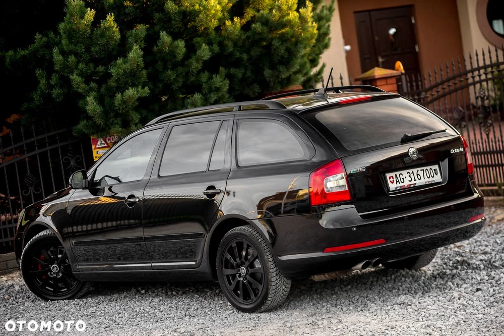 Skoda Octavia 2.0 TSI RS - 11