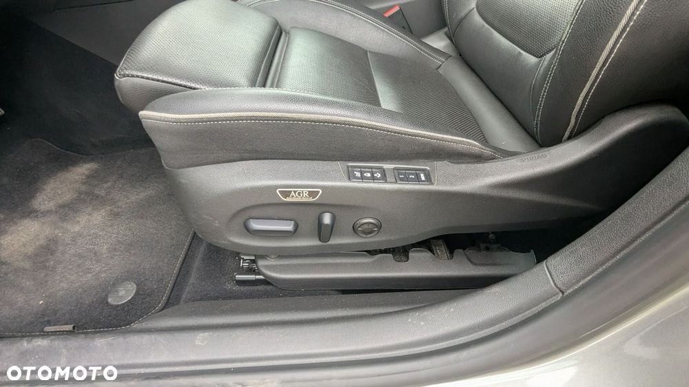 Opel Insignia - 13