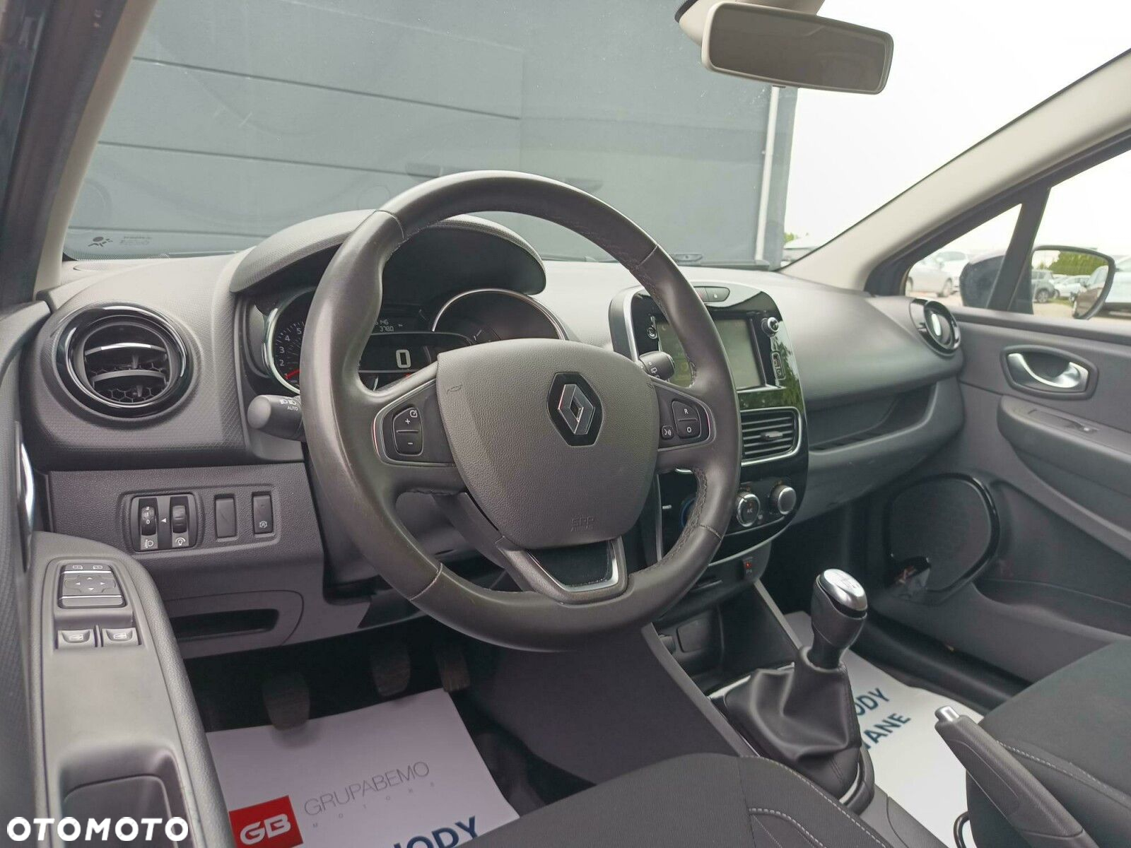 Renault Clio 0.9 Energy TCe Limited 2018 - 17