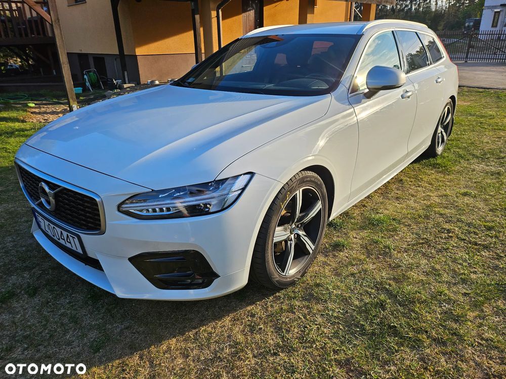 Volvo V90 D4 R-Design - 1