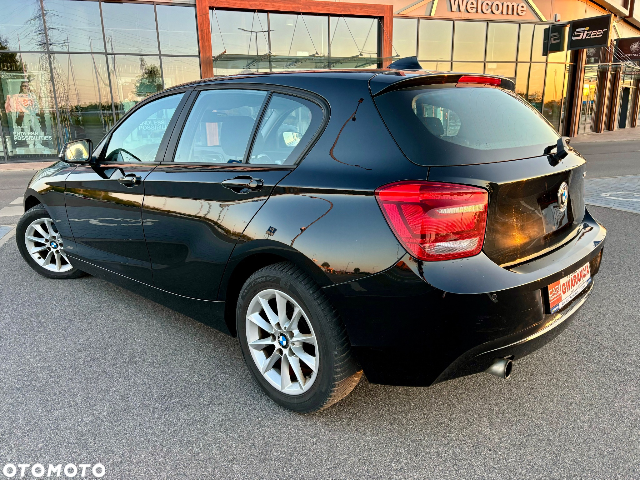 BMW Seria 1 118i - 4