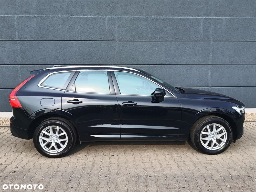 Volvo XC 60 T4 Momentum Pro - 5