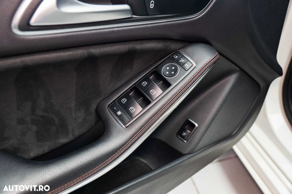 Mercedes-Benz CLA 220 - 26