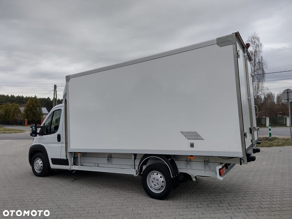 Peugeot Boxer Chlodnia Izoterma 8 Palet - 17