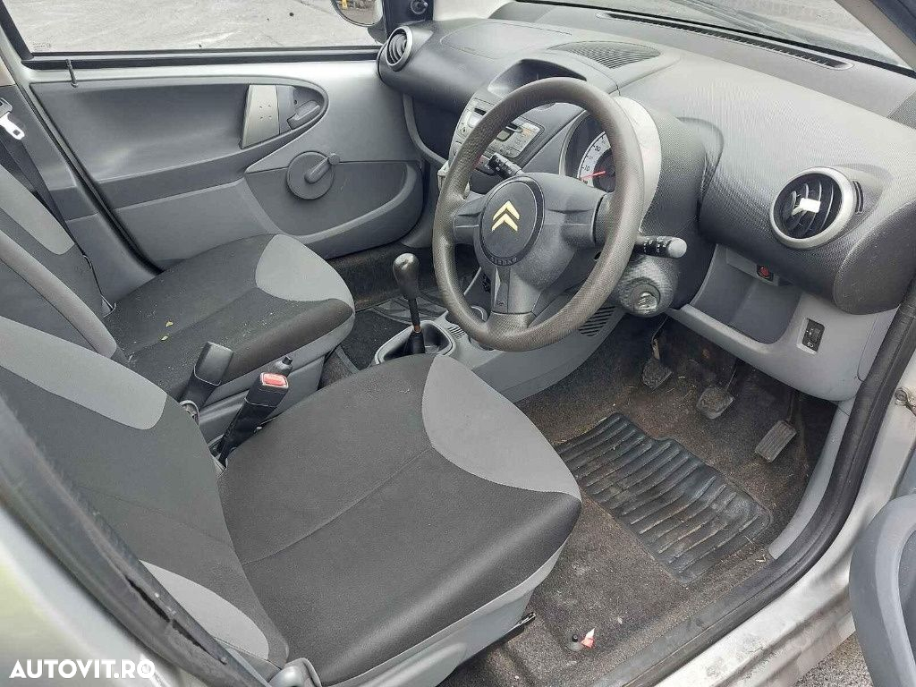 CD player Citroen C1 2011 HATCHBACK 998 i - 8