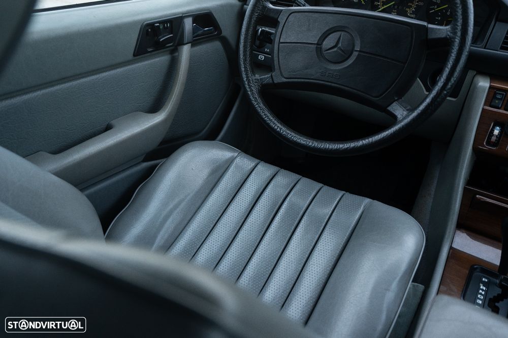 Mercedes-Benz W124 (1984-1997) 300 D Turbo - 43