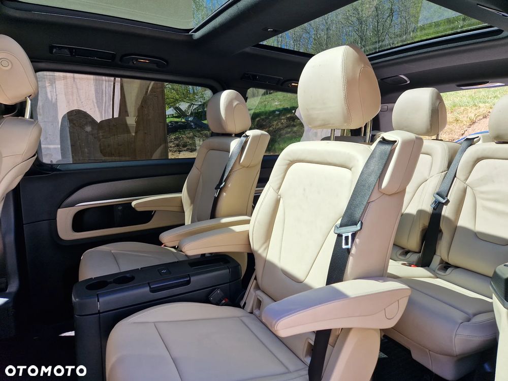 Mercedes-Benz Klasa V 300 d 4-Matic Avantgarde 9G-Tronic (d³ugi) - 16