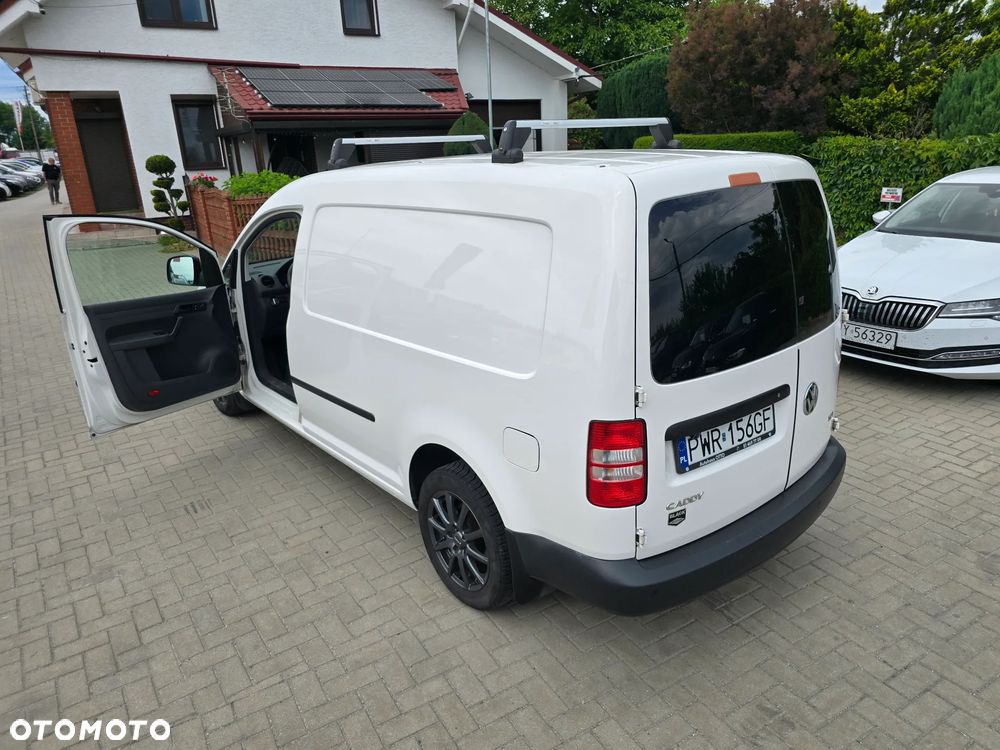 Volkswagen Caddy Maxi - 32