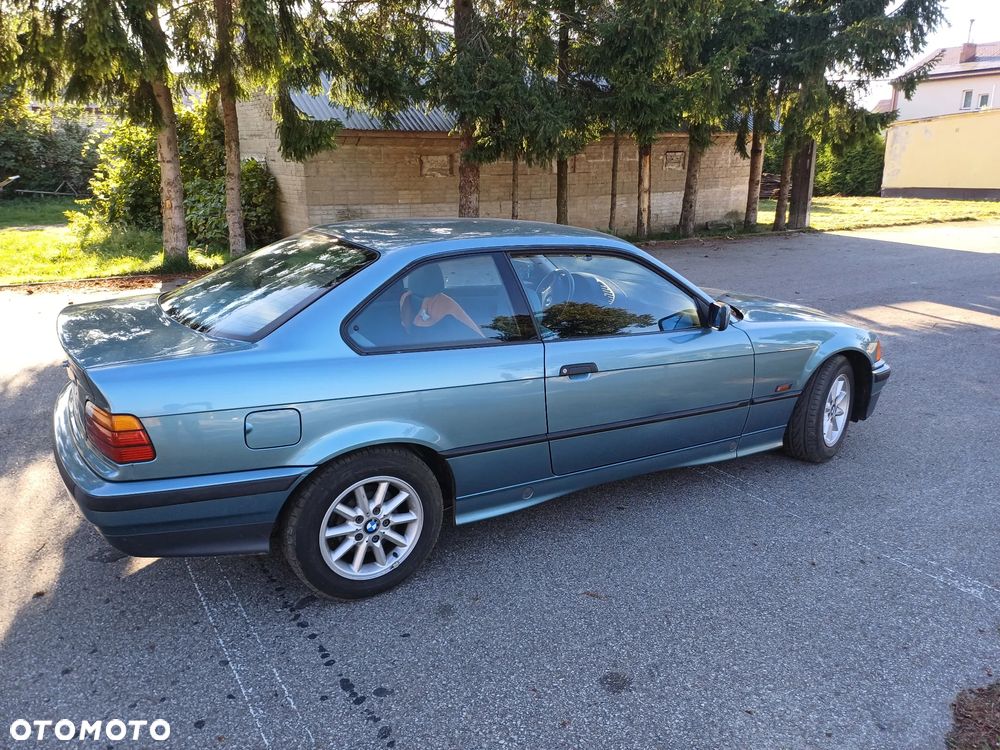 BMW Seria 3 316i - 6