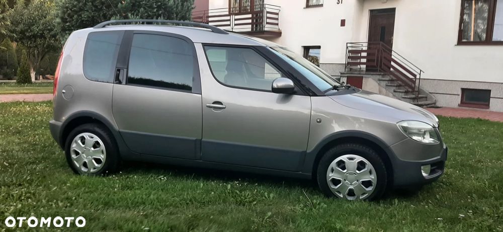 Skoda Roomster 1.6 16V Scout PLUS EDITION - 18