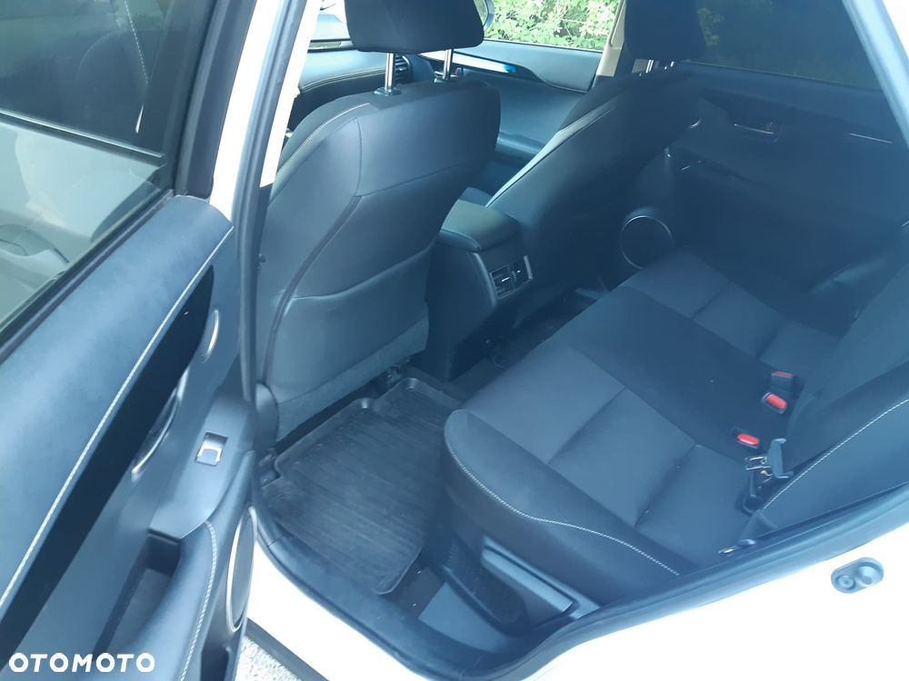Lexus NX 300h Comfort AWD - 13