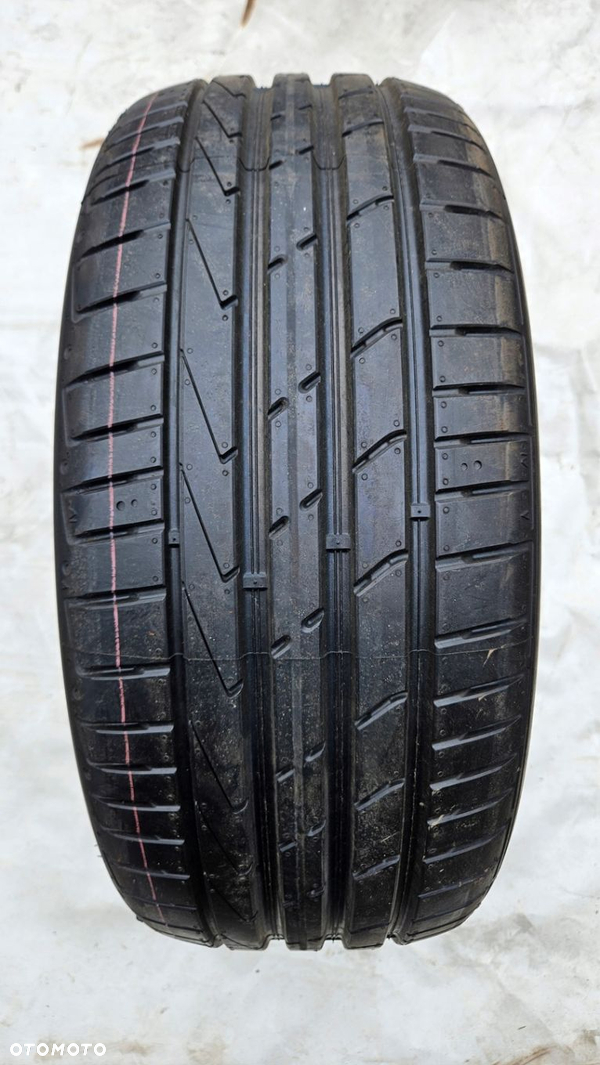 225/45/18 225/45r18 91w Hankook ventus s1 evo2