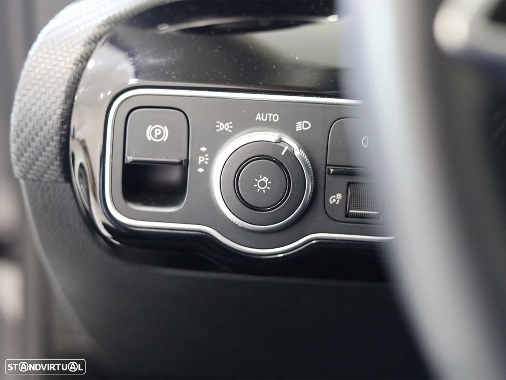 Mercedes-Benz CLA 180 d Shooting Brake Style Plus Aut. - 16