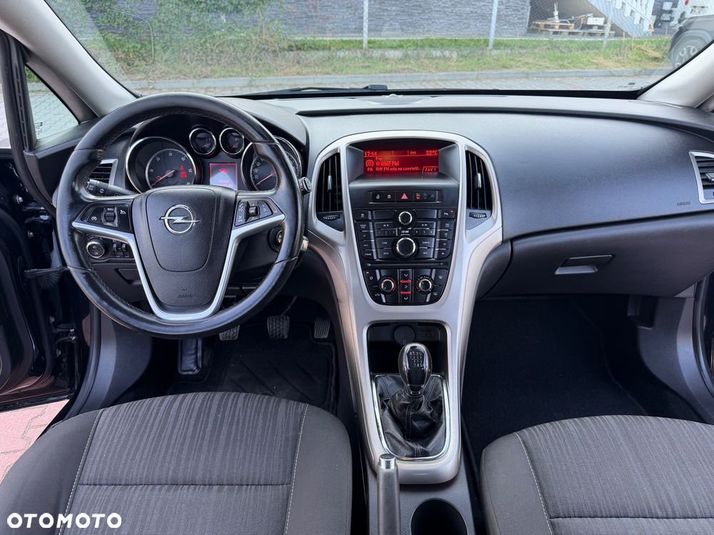 Opel Astra - 10