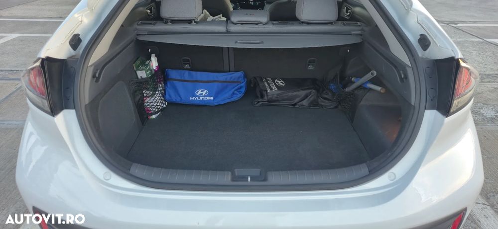Hyundai IONIQ 1.6 141CP Exclusive - 16