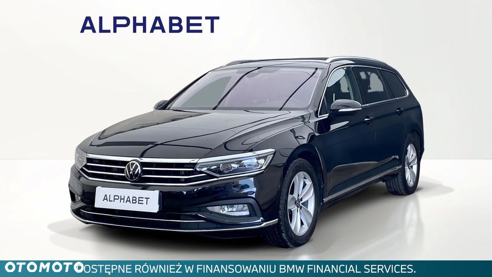 Volkswagen Passat - 1