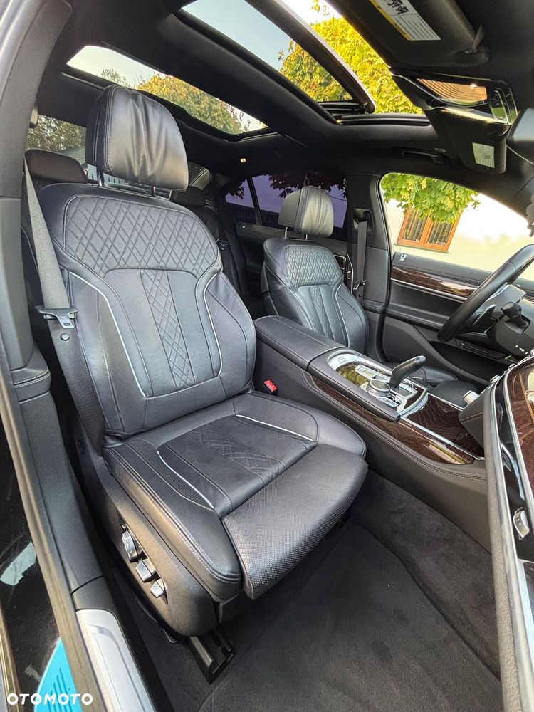 BMW Seria 7 740Li - 12