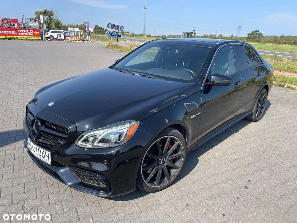 Mercedes-Benz Klasa E 63 AMG S 4-Matic - 1
