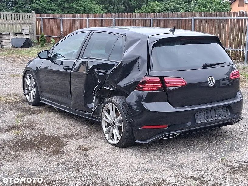 Volkswagen Golf 2.0 TDI SCR DSG R-Line - 4