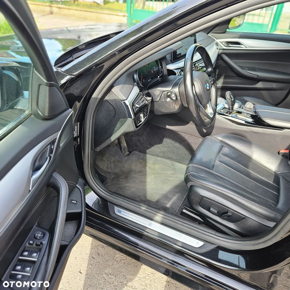 BMW Seria 5 - 12