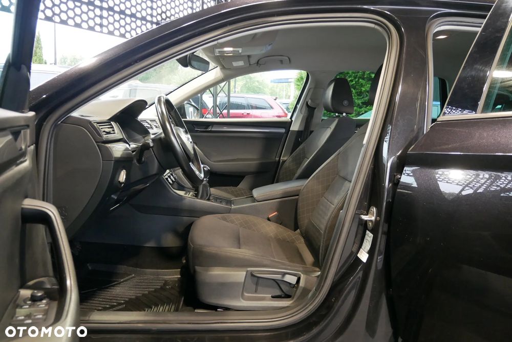 Skoda Superb - 8