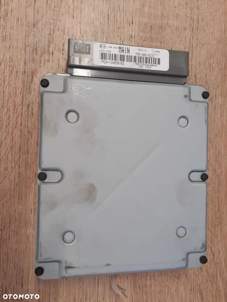 Sterownik KOMPUTER SILNIKA ECU FORD YM2A12A650EE - 1