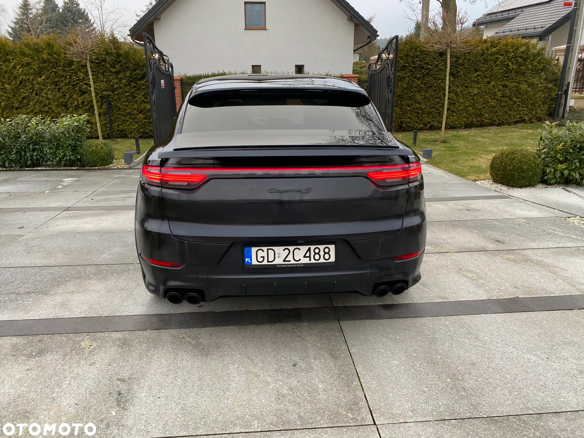 Porsche Cayenne Coupe S - 4