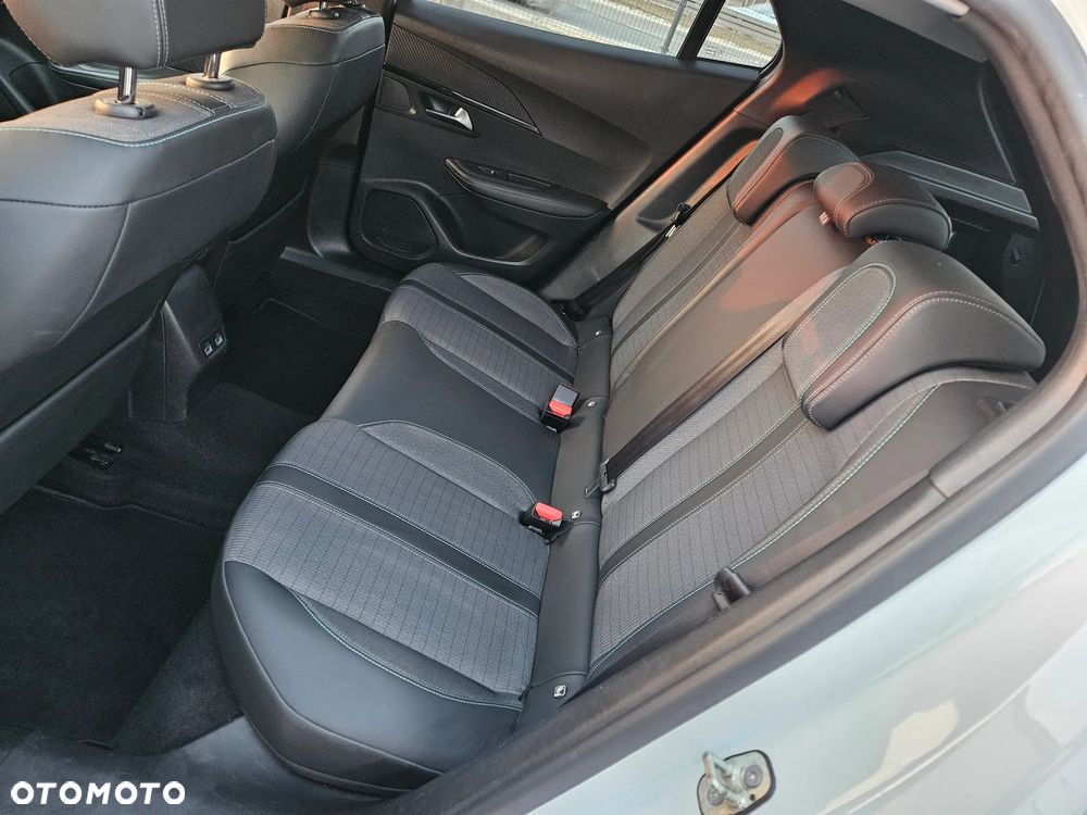 Peugeot 208 PureTech 130 EAT8 GT - 9