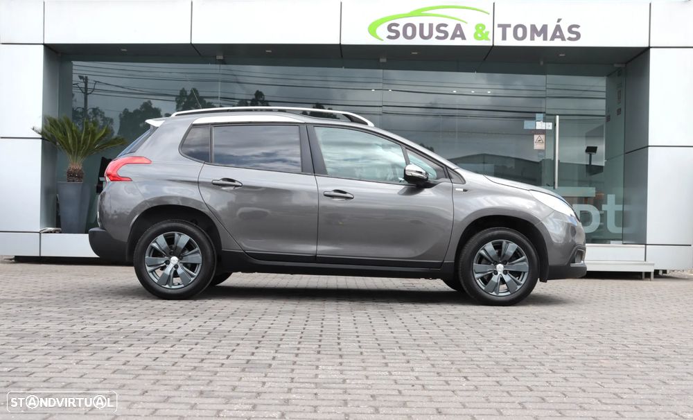 Peugeot 2008 1.2 PureTech Style - 5