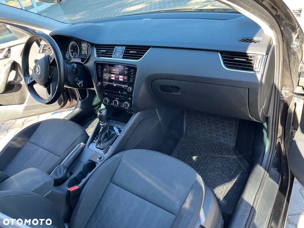 Skoda Octavia 2.0 TDI Style DSG - 19