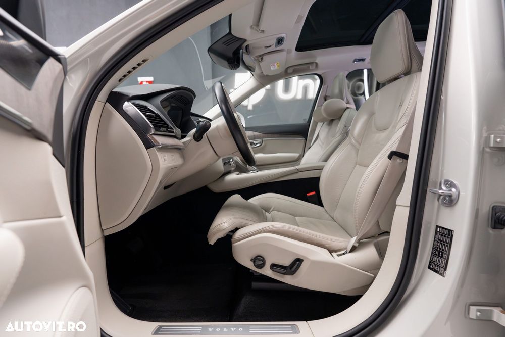 Volvo XC 90 - 28