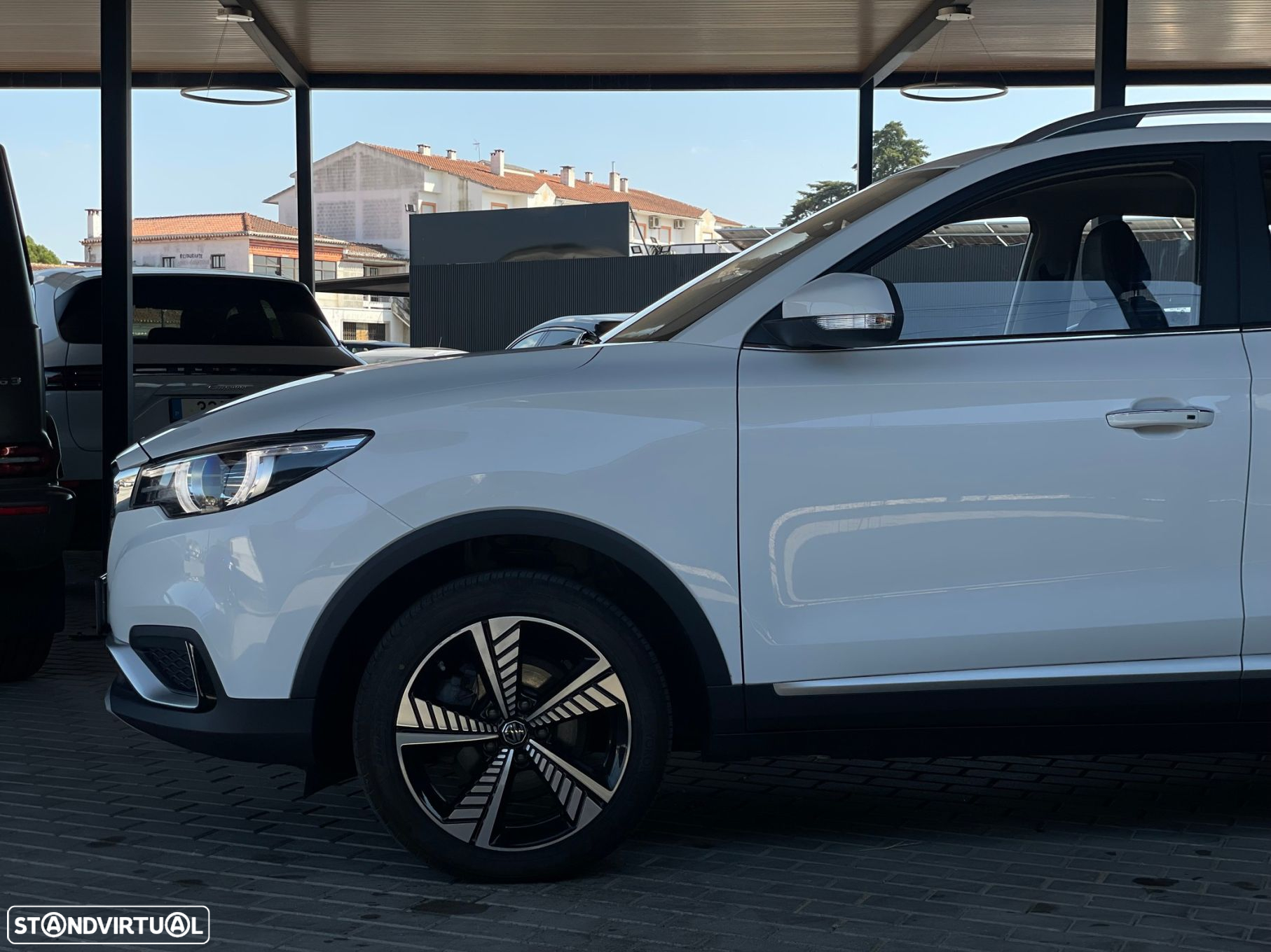 MG ZS EV Luxury - 5