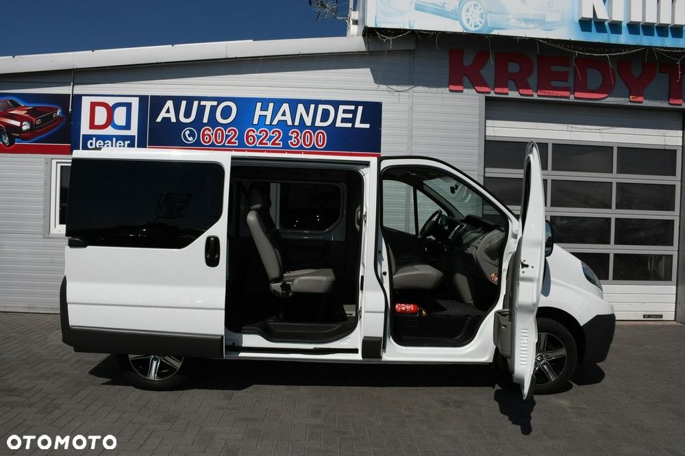 Renault Trafic - 18