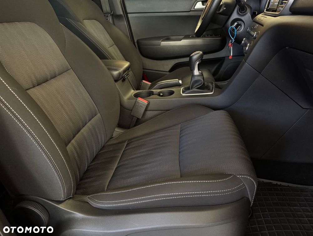 Kia Sportage 1.6 T-GDI M 2WD - 10
