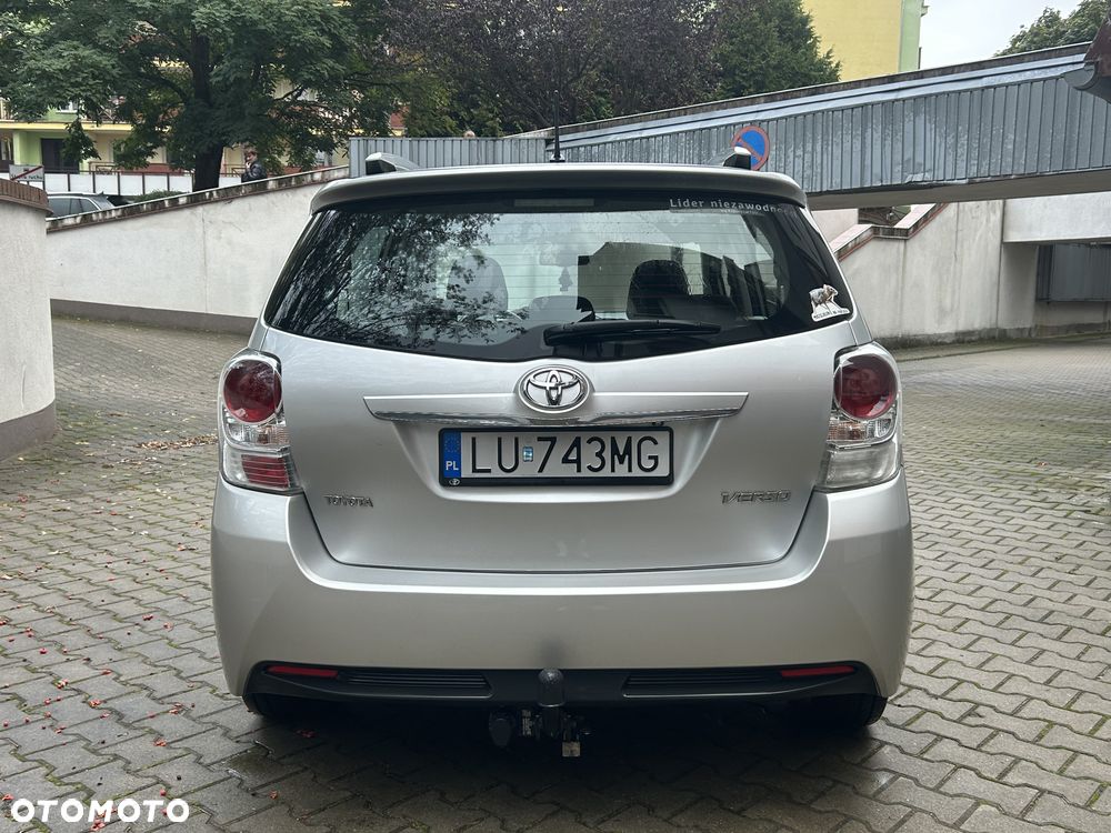 Toyota Verso 1.8 Premium 7os MS - 6