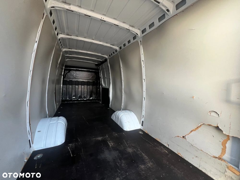Iveco Daily 35C14 Furgon Blaszak Maxi Long Bliźniaki Salon PL, Jeden Właściciel - 17