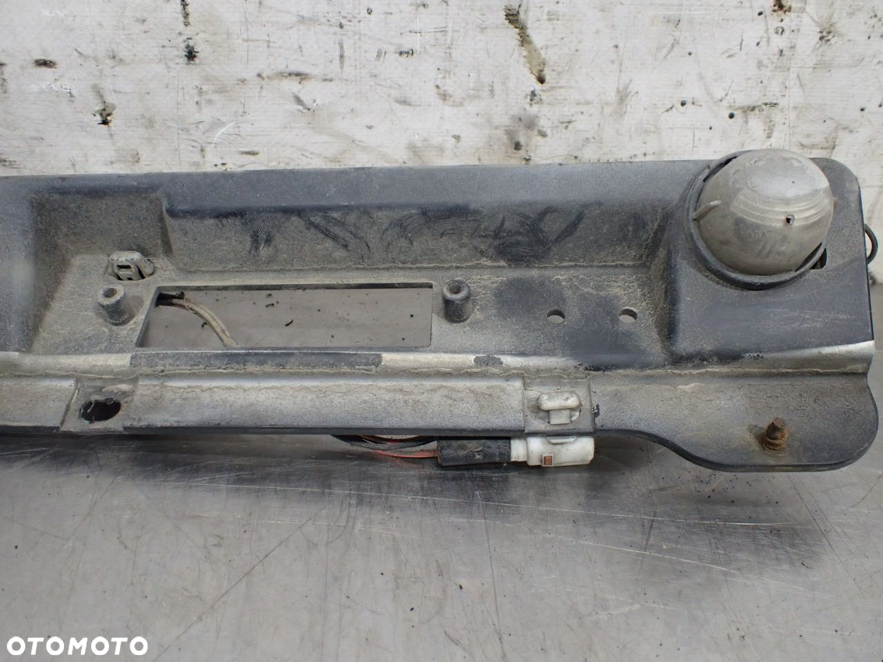 LAMPKA PODŚWIETLENIA TABLICY SUZUKI SWIFT IV 1.3 LIFT 7M3955978   7M3807198 - 4
