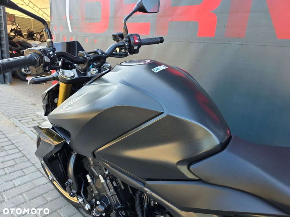 Honda Hornet - 9