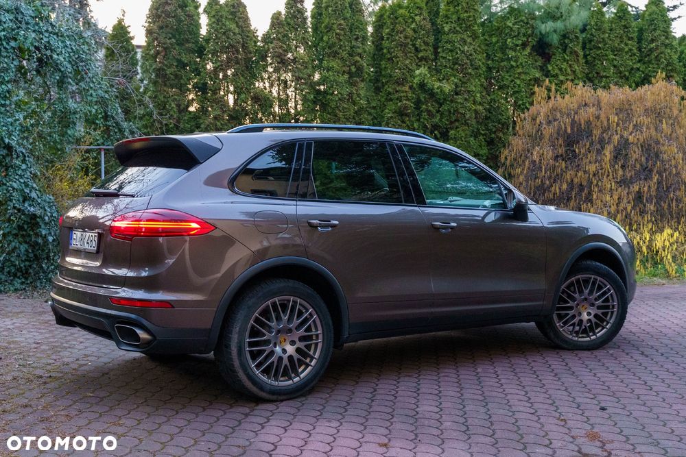 Porsche Cayenne Diesel Platinum Edition - 6