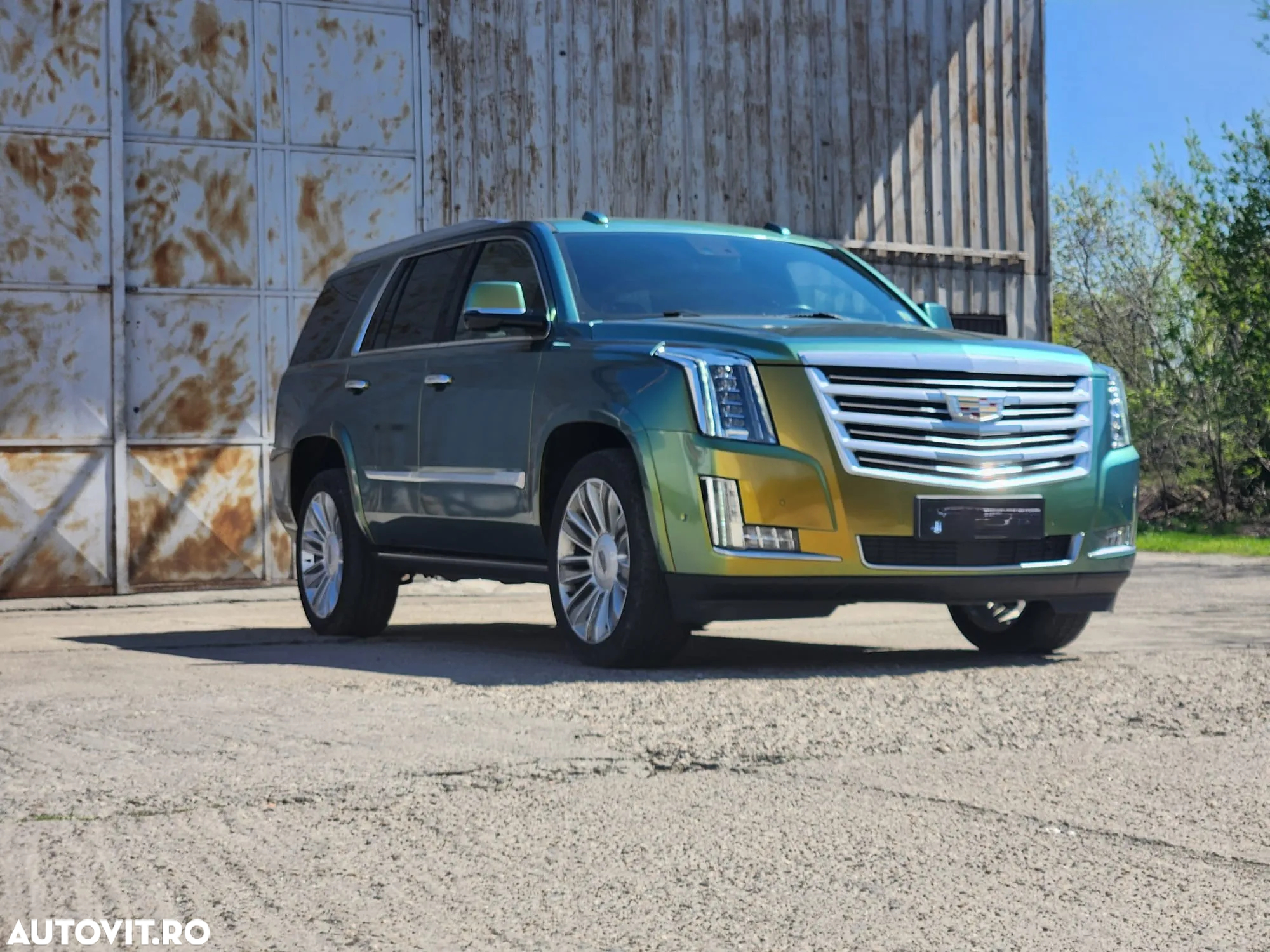 Cadillac Escalade 6.2 V8 AWD AT Platinum - 14