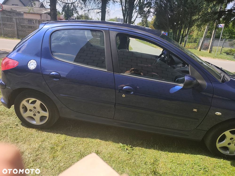 Peugeot 206 - 3