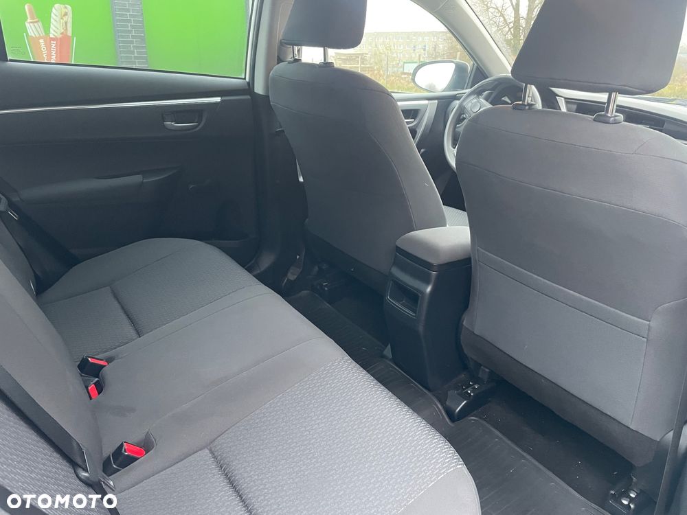 Toyota Corolla 1.4 D-4D Comfort - 8