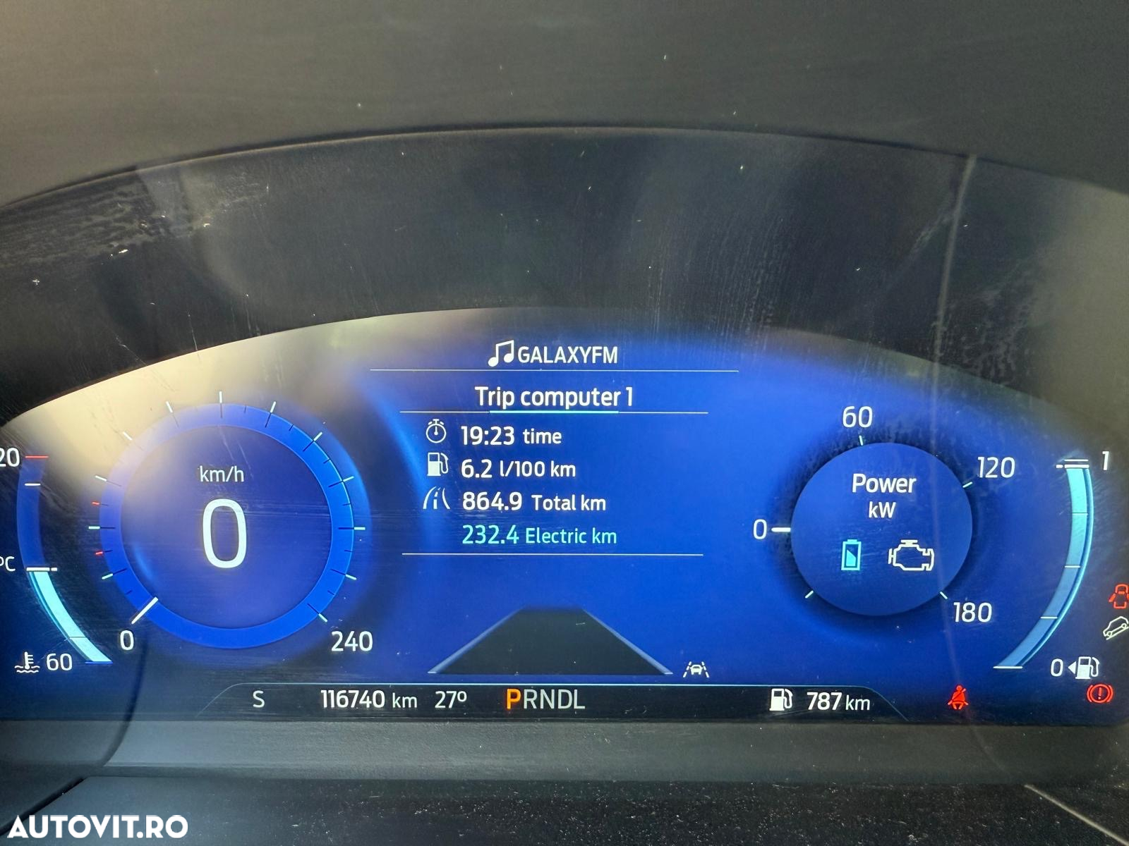 Ford Kuga 2.5 Duratec FWD FHEV Titanium - 20