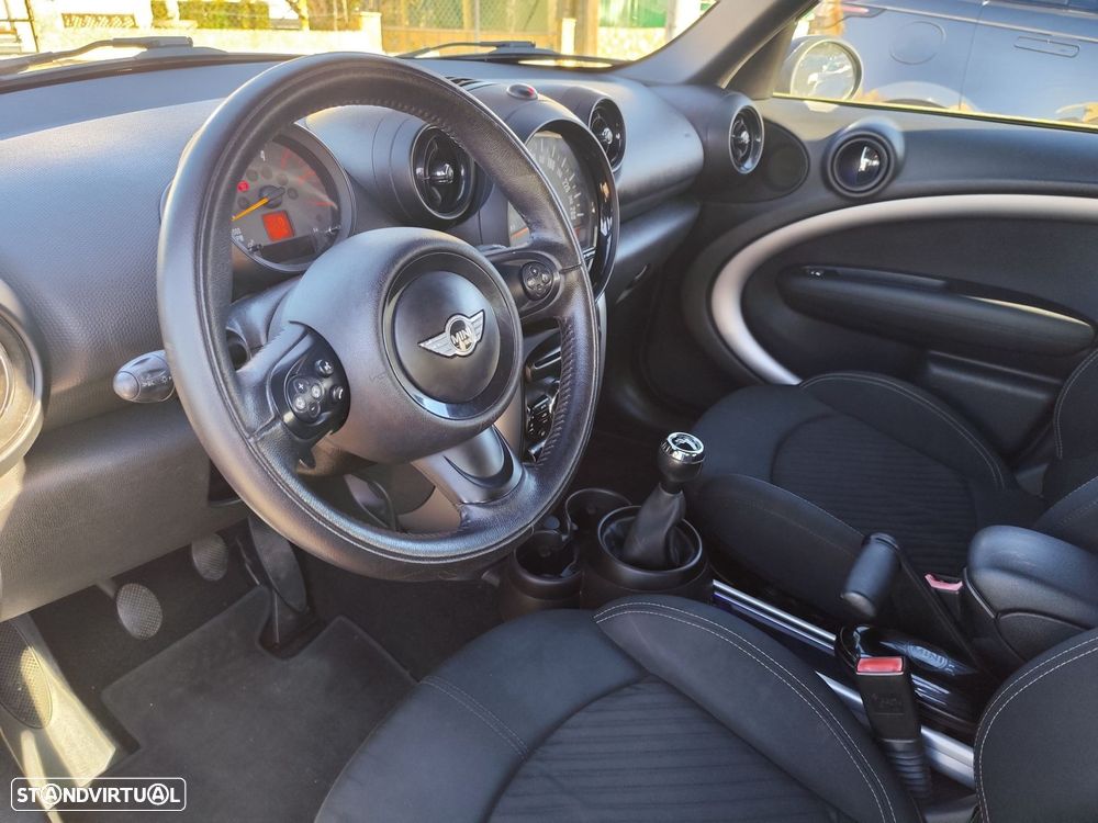 MINI Countryman Cooper D - 26