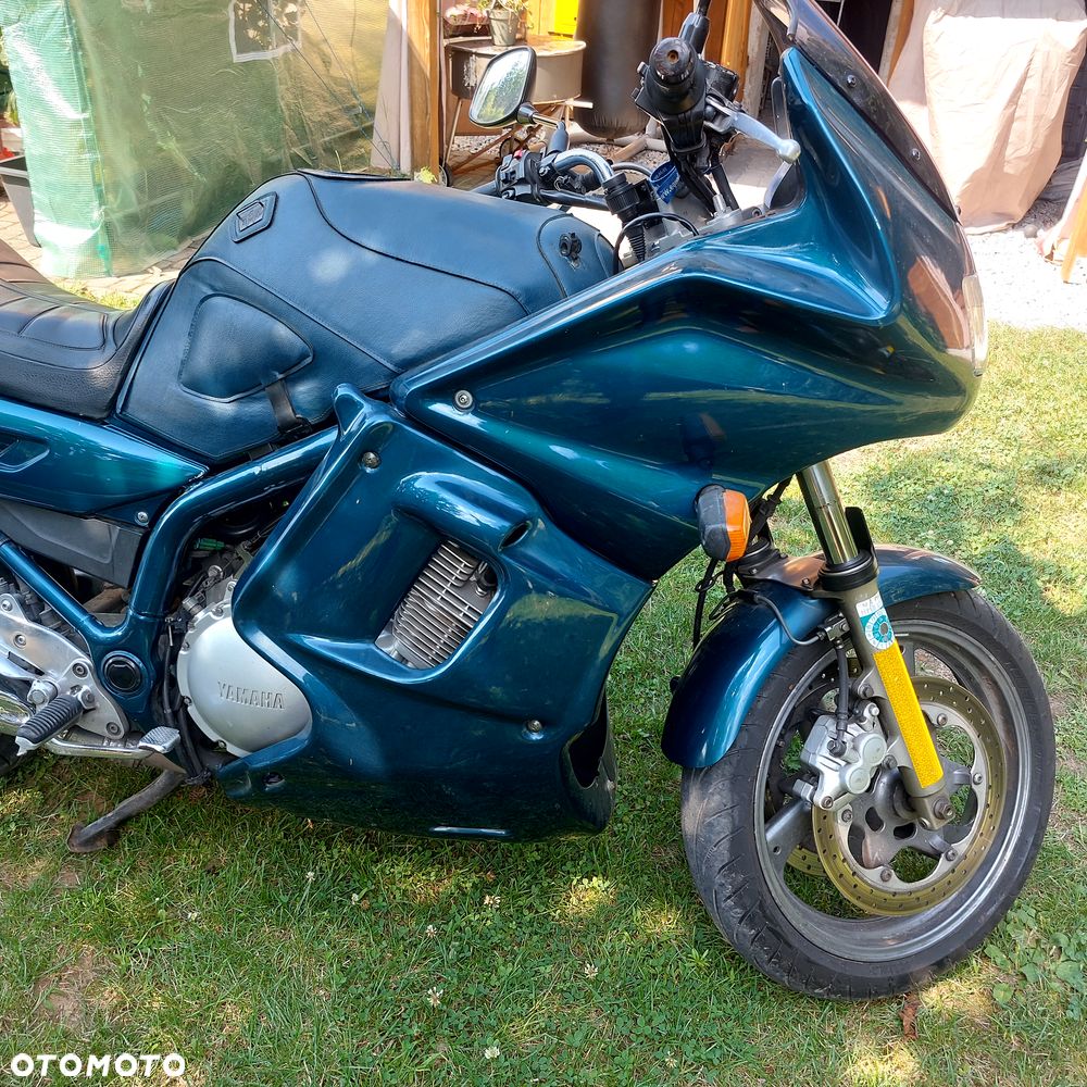 Yamaha XJ - 6