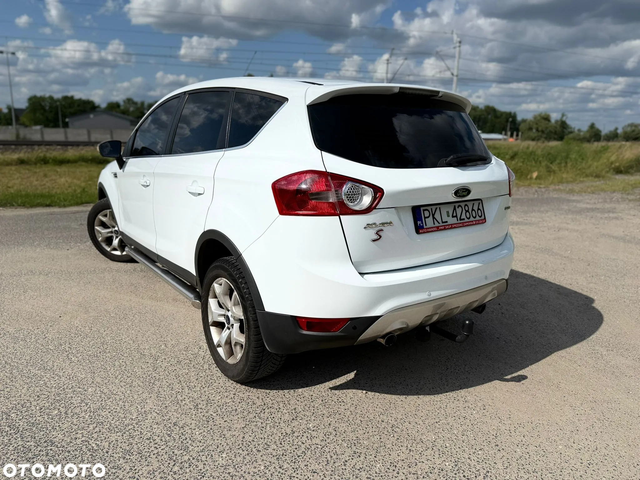 Ford Kuga - 9