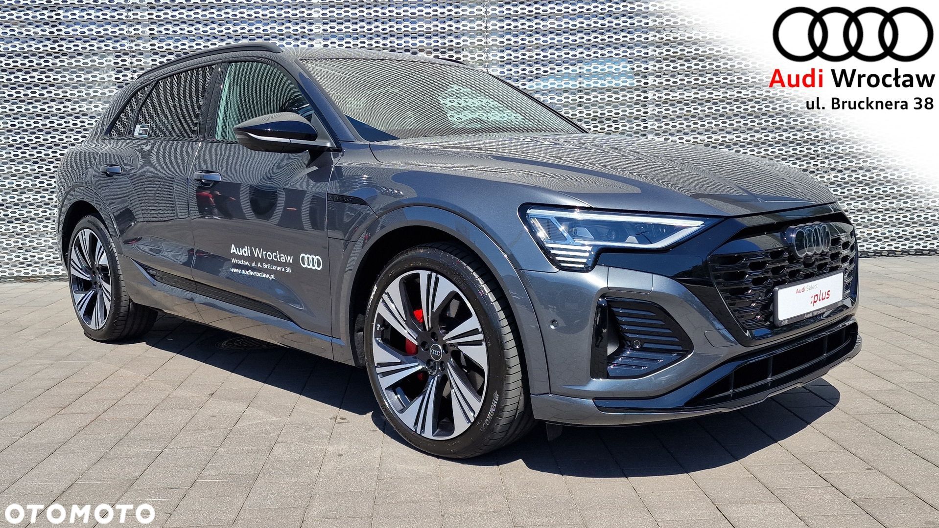 Audi Q8 - 1