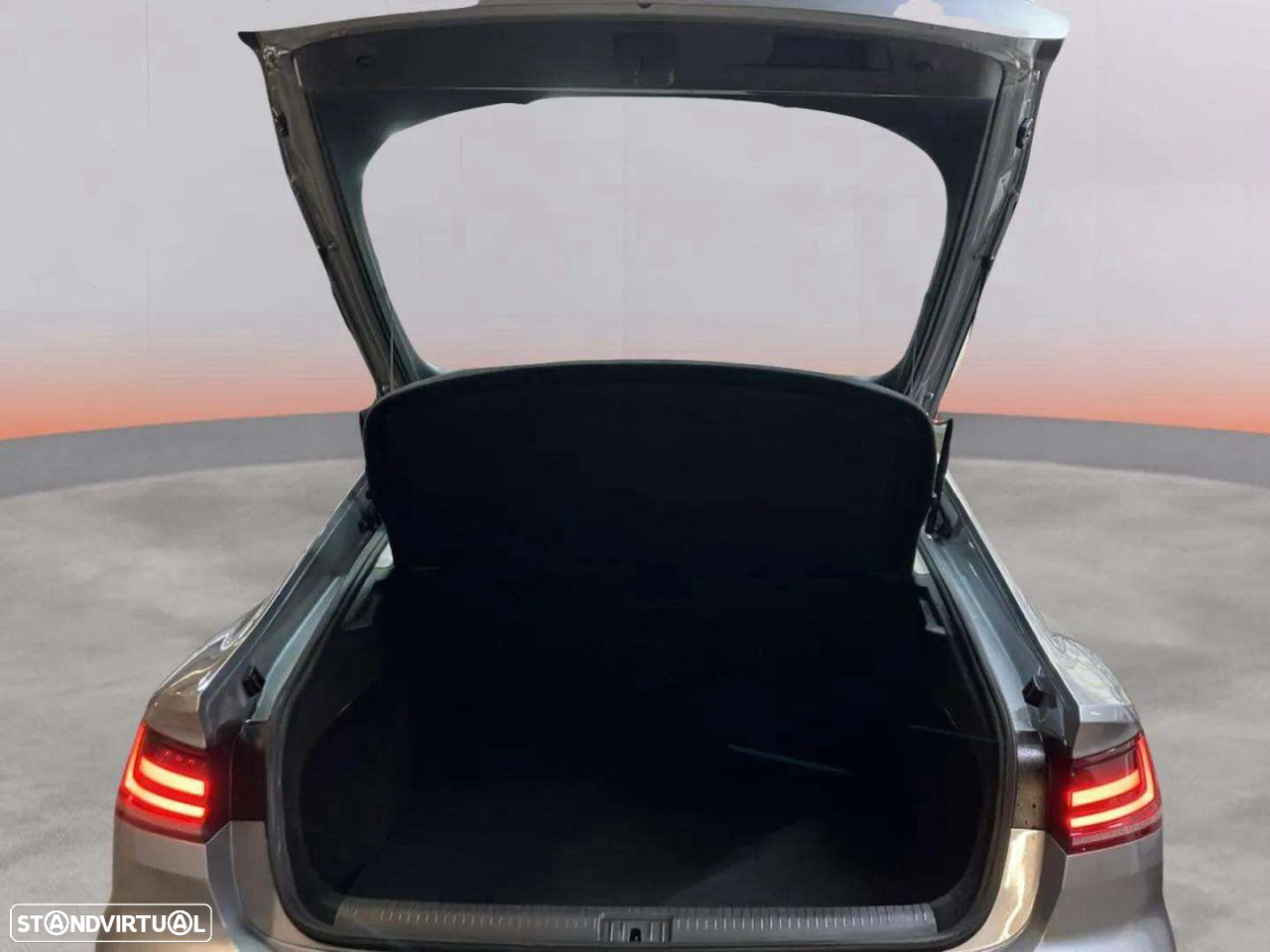 VW Arteon 2.0 TDI Elegance DSG - 19