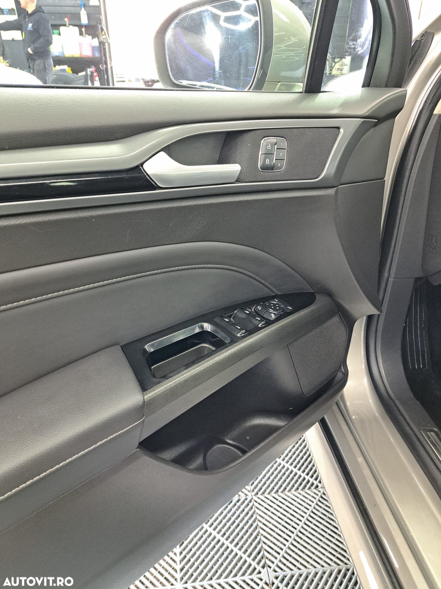 Ford Mondeo 2.0 TDCi Powershift ST Line High - 3