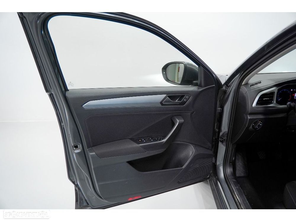 VW T-Roc 2.0 TDI Urban - 17
